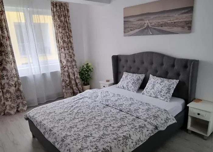 Cozy Pallady